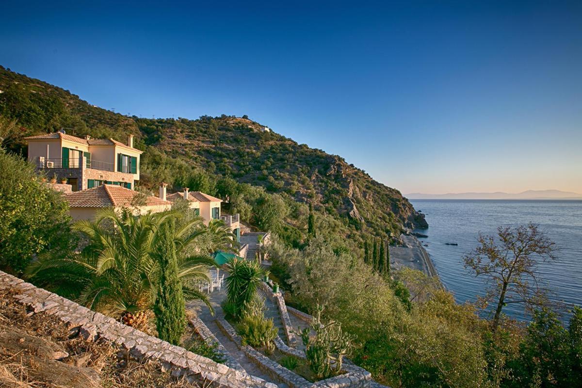 Kissakas Villas Leonídion Buitenkant foto