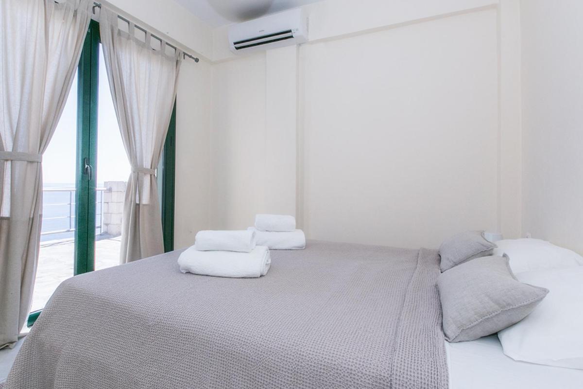Kissakas Villas Leonídion Buitenkant foto