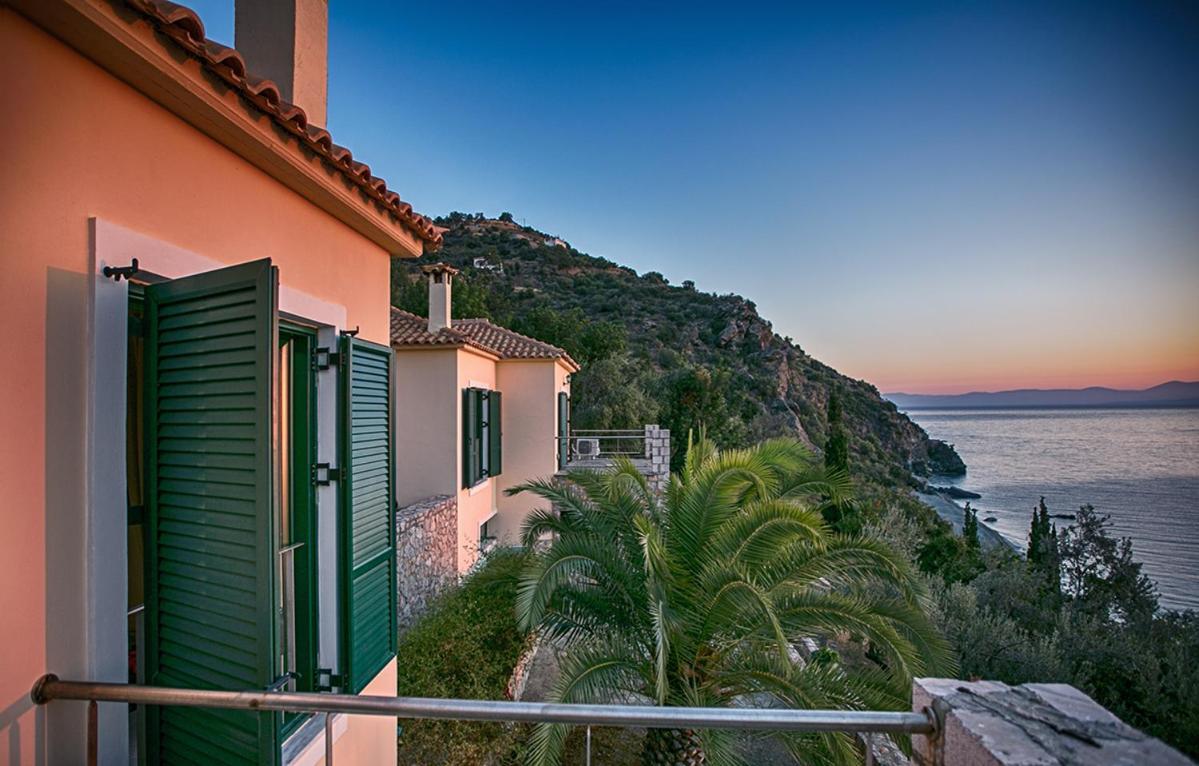 Kissakas Villas Leonídion Buitenkant foto
