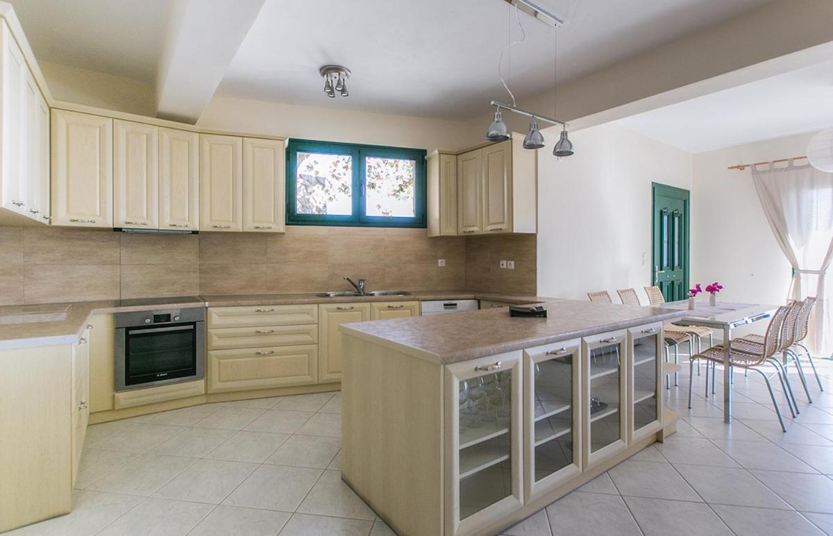 Kissakas Villas Leonídion Buitenkant foto