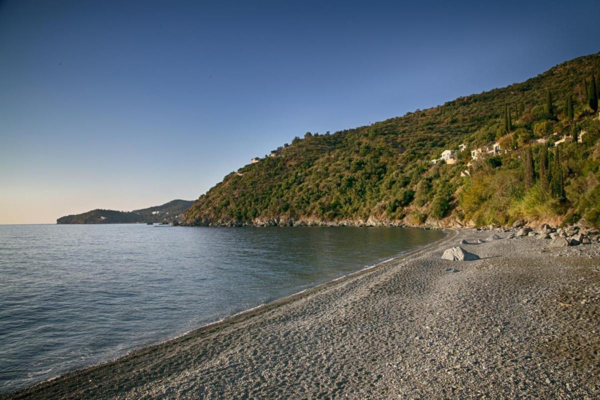 Kissakas Villas Leonídion Buitenkant foto