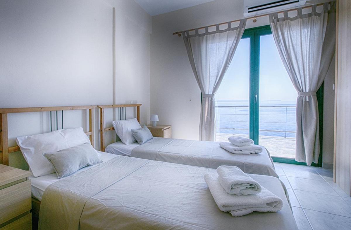 Kissakas Villas Leonídion Buitenkant foto