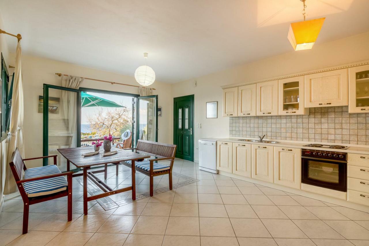 Kissakas Villas Leonídion Buitenkant foto