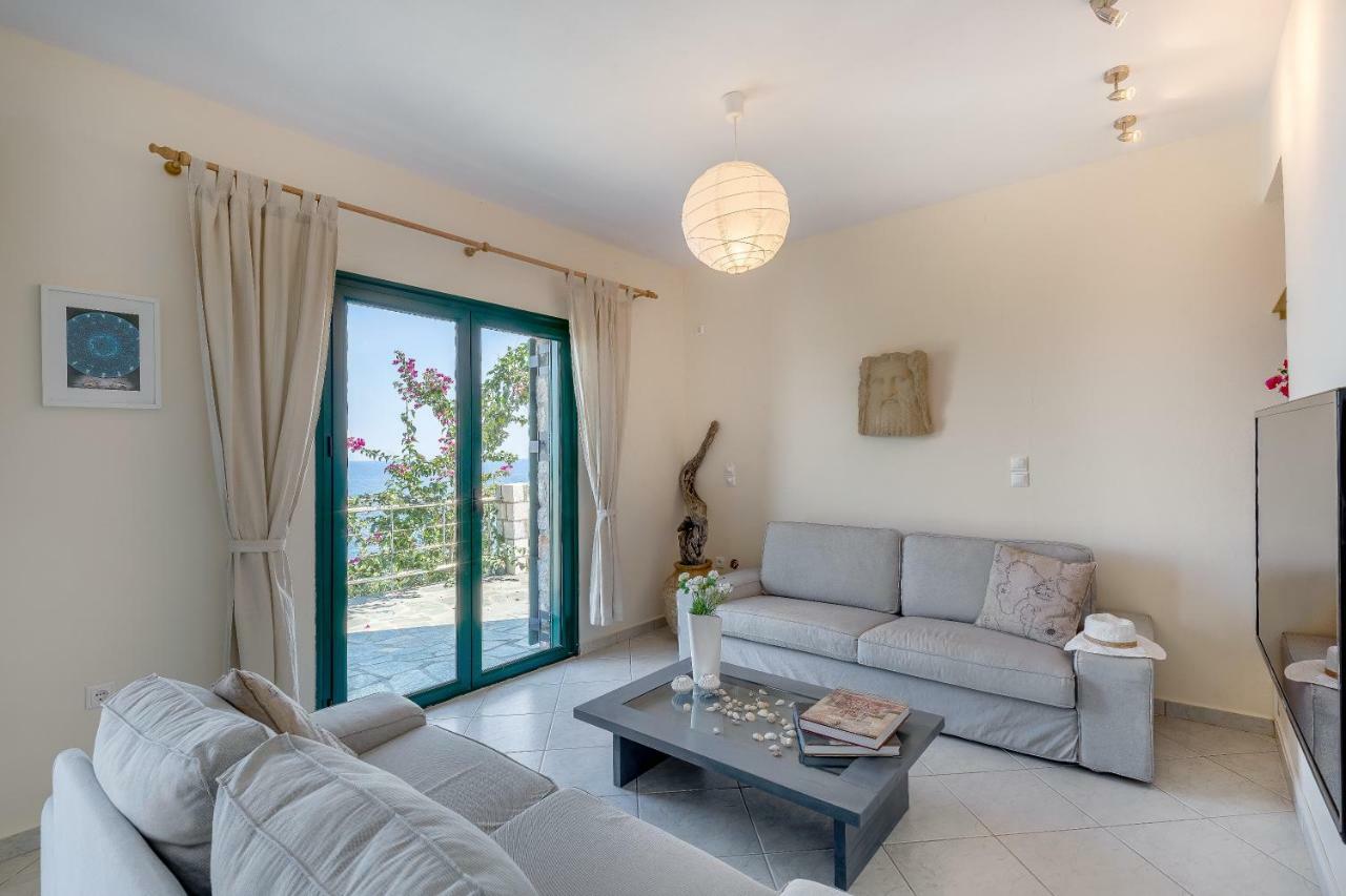 Kissakas Villas Leonídion Buitenkant foto