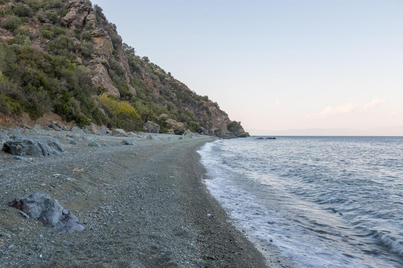 Kissakas Villas Leonídion Buitenkant foto